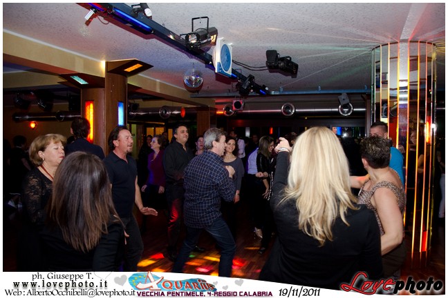 042Aquarius_Night_Of_Dance_LovePhoto_19112011.jpg
