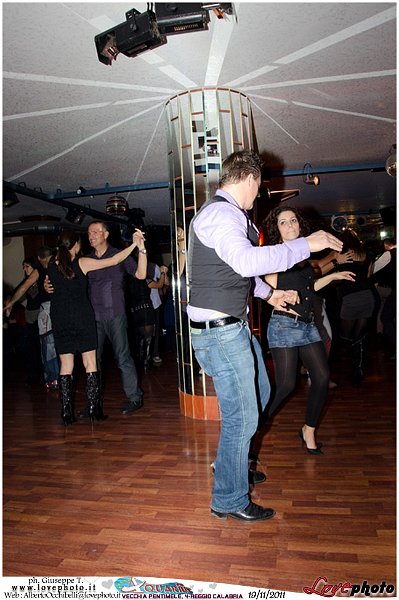 103Aquarius_Night_Of_Dance_LovePhoto_19112011.jpg