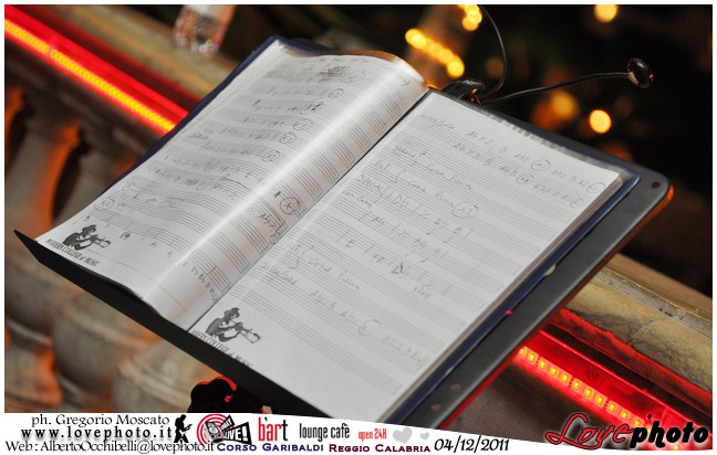 056Bart_Cafe_Sunday_Live_LovePhoto-04122011.jpg - GREGORIO MOSCATO  PHOTOGRAPHER