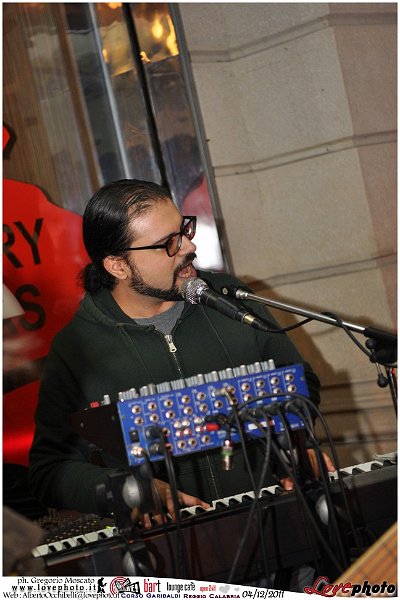 091Bart_Cafe_Sunday_Live_LovePhoto-04122011.jpg - GREGORIO MOSCATO  PHOTOGRAPHER