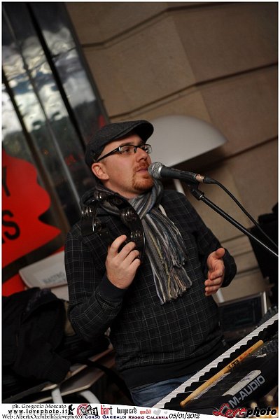 090Bart_Cafe_Live_Music_LovePhoto-05012012.jpg - GREGORIO MOSCATO  PHOTOGRAPHER