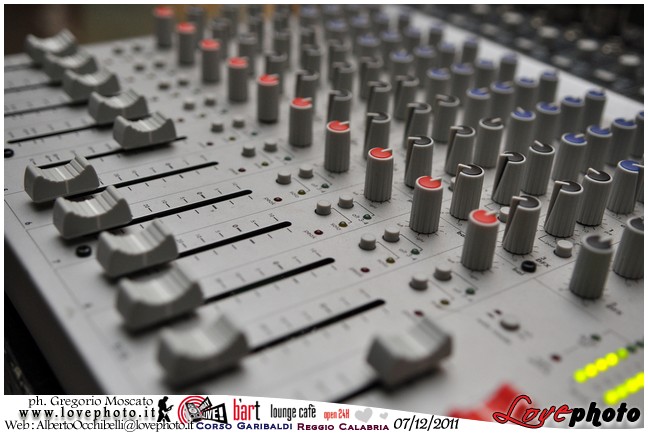 058Bart_Cafe_Sunday_Live_LovePhoto-07122011.jpg - GREGORIO MOSCATO  PHOTOGRAPHER