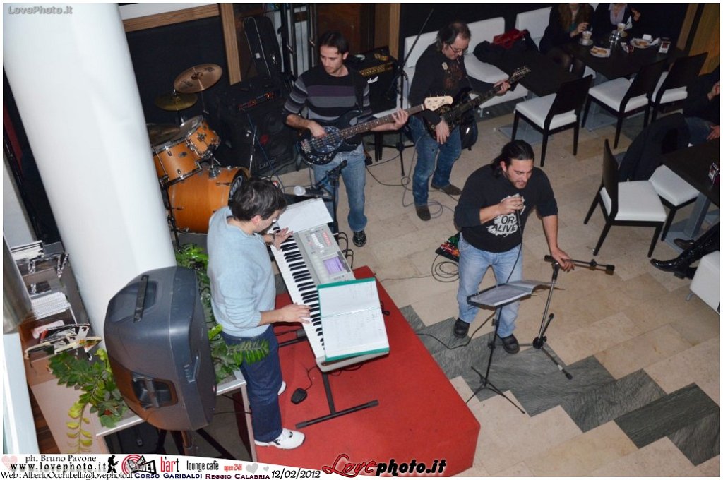 103Bart_Cafe_Live_Music_LovePhoto-12022012.jpg