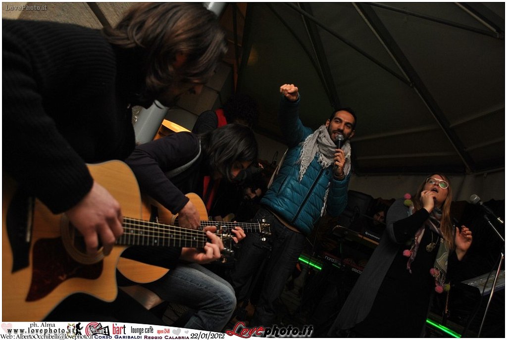 162Bart_Cafe_Sunday_Live_LovePhoto_22012012.jpg