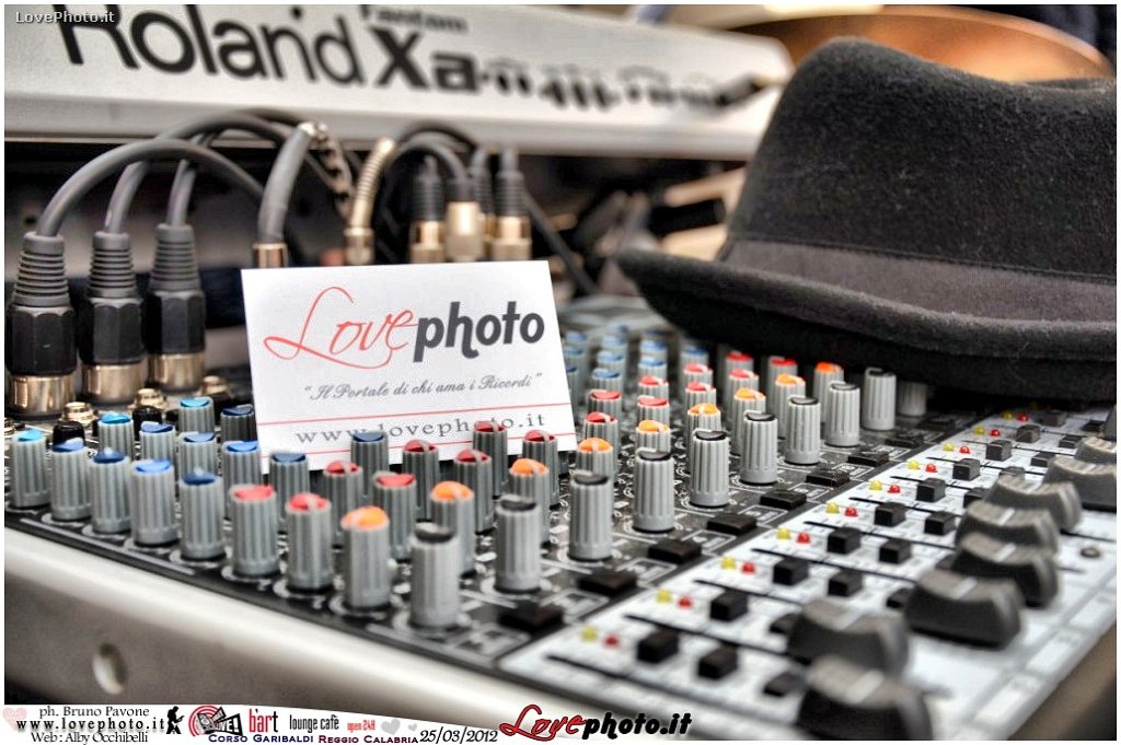 014Bart_Cafe_Sunday_Live_LovePhoto-25032012.jpg