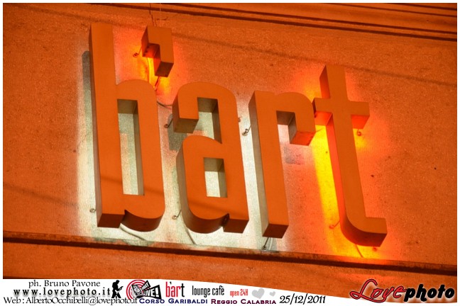 083Bart_Cafe_Sunday_Live_LovePhoto-25122011.jpg