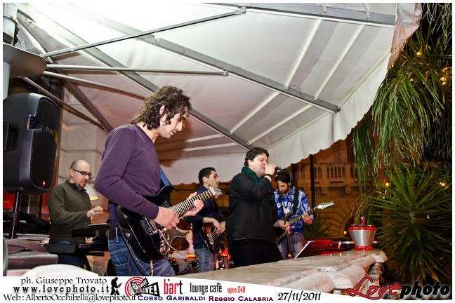 073Bart_Cafe_Sunday_Live_LovePhoto-27112011.jpg