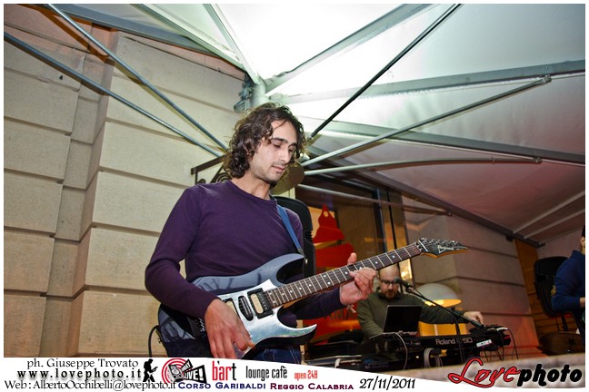 079Bart_Cafe_Sunday_Live_LovePhoto-27112011.jpg