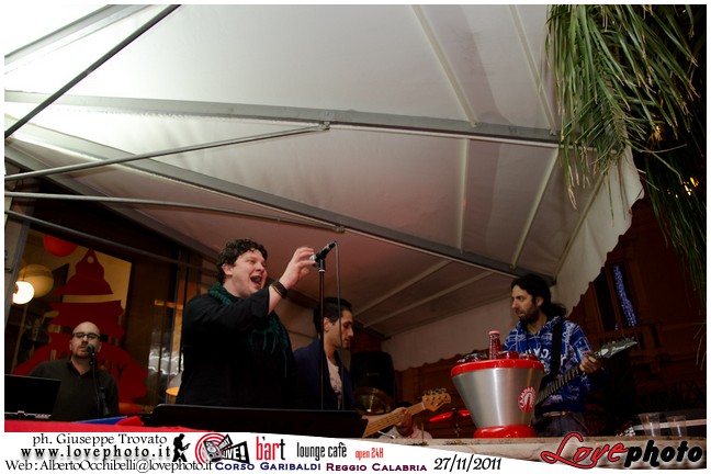 111Bart_Cafe_Sunday_Live_LovePhoto-27112011.jpg