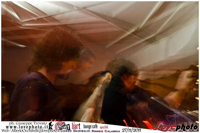 166Bart_Cafe_Sunday_Live_LovePhoto-27112011.jpg