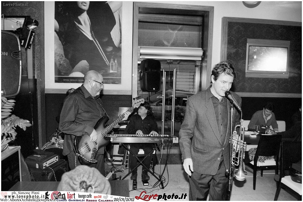 123Bart_Cafe_Sunday_Live_LovePhoto-29012012.jpg