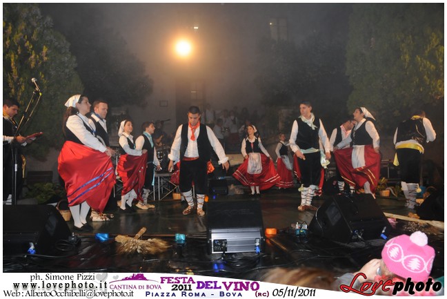 004Bova_Festa_del_Vino_LovePhoto-05112011.jpg