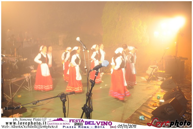 027Bova_Festa_del_Vino_LovePhoto-05112011.jpg