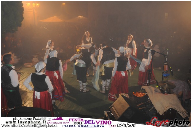 056Bova_Festa_del_Vino_LovePhoto-05112011.jpg