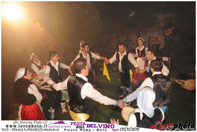 067Bova_Festa_del_Vino_LovePhoto-05112011.jpg