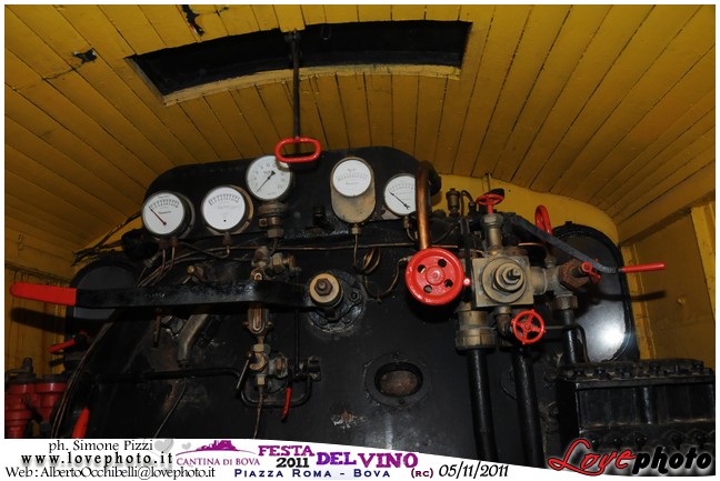 110Bova_Festa_del_Vino_LovePhoto-05112011.jpg