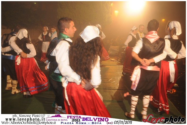 168Bova_Festa_del_Vino_LovePhoto-05112011.jpg