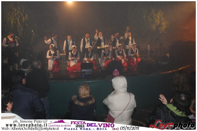 182Bova_Festa_del_Vino_LovePhoto-05112011.jpg