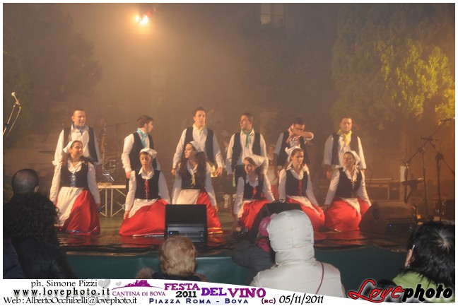 183Bova_Festa_del_Vino_LovePhoto-05112011.jpg
