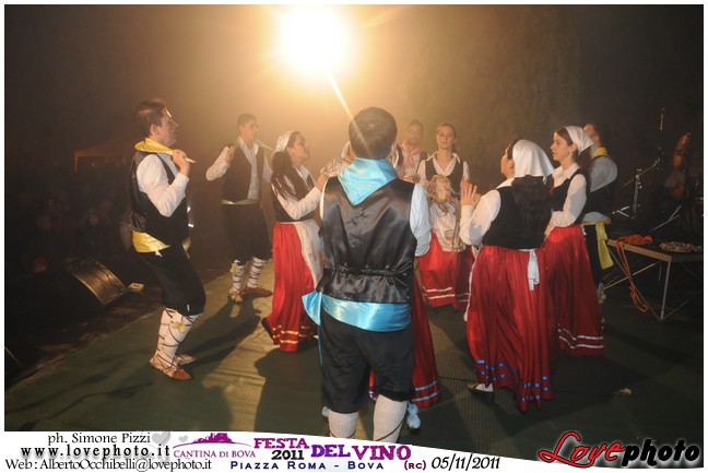 236Bova_Festa_del_Vino_LovePhoto-05112011.jpg