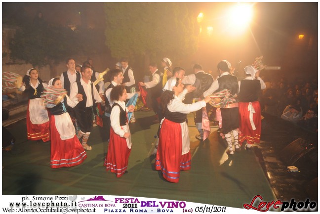245Bova_Festa_del_Vino_LovePhoto-05112011.jpg