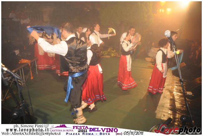 246Bova_Festa_del_Vino_LovePhoto-05112011.jpg