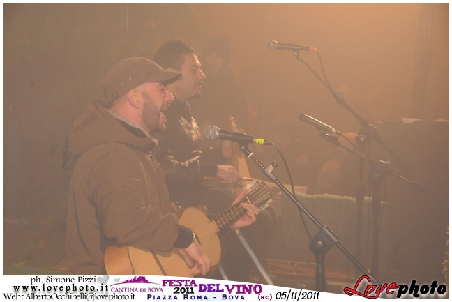 257Bova_Festa_del_Vino_LovePhoto-05112011.jpg