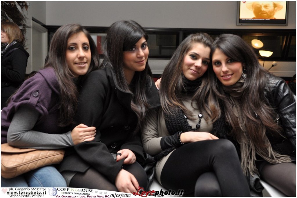 012Coffing_House_Facolta_Ingegneria_LiveMusicParty_LovePhoto_01032012.jpg - GREGORIO MOSCATO  PHOTOGRAPHER