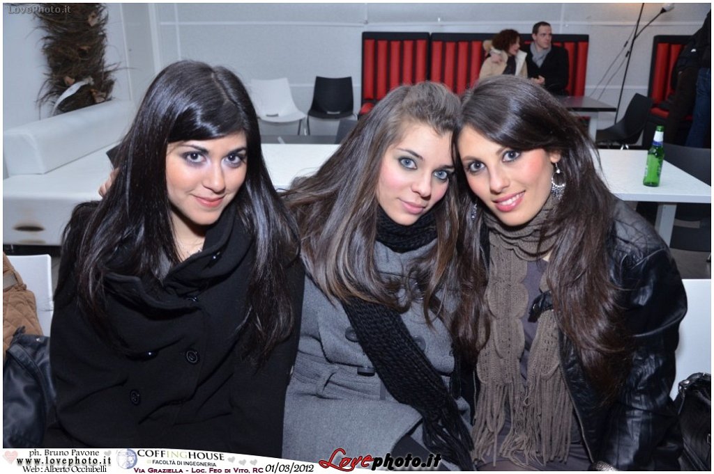017Coffing_House_Facolta_Ingegneria_LiveMusicParty_LovePhoto_01032012.jpg