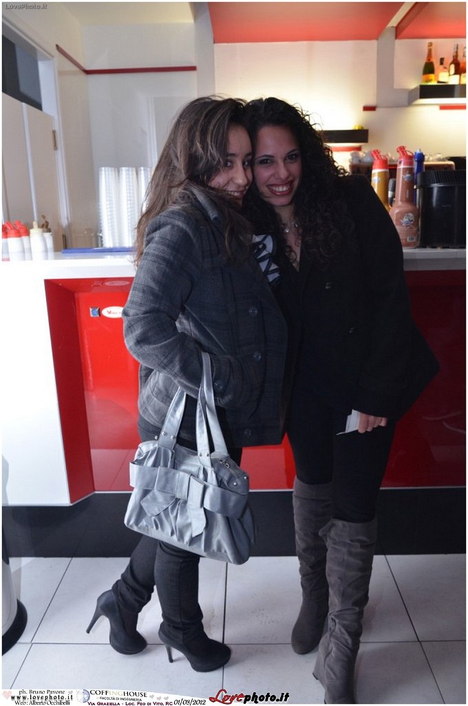 019Coffing_House_Facolta_Ingegneria_LiveMusicParty_LovePhoto_01032012.jpg