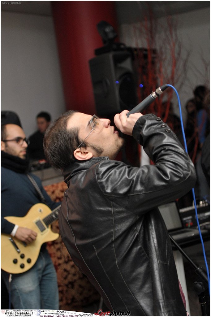 072Coffing_House_Facolta_Ingegneria_LiveMusicParty_LovePhoto_01032012.jpg - GREGORIO MOSCATO  PHOTOGRAPHER