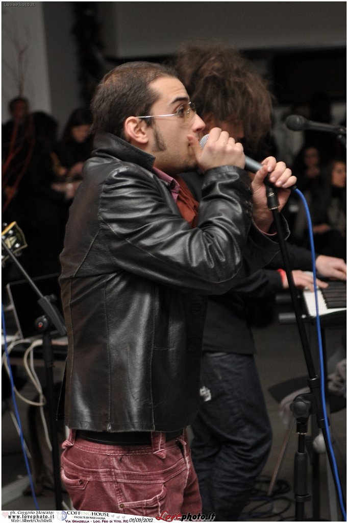 090Coffing_House_Facolta_Ingegneria_LiveMusicParty_LovePhoto_01032012.jpg - GREGORIO MOSCATO  PHOTOGRAPHER