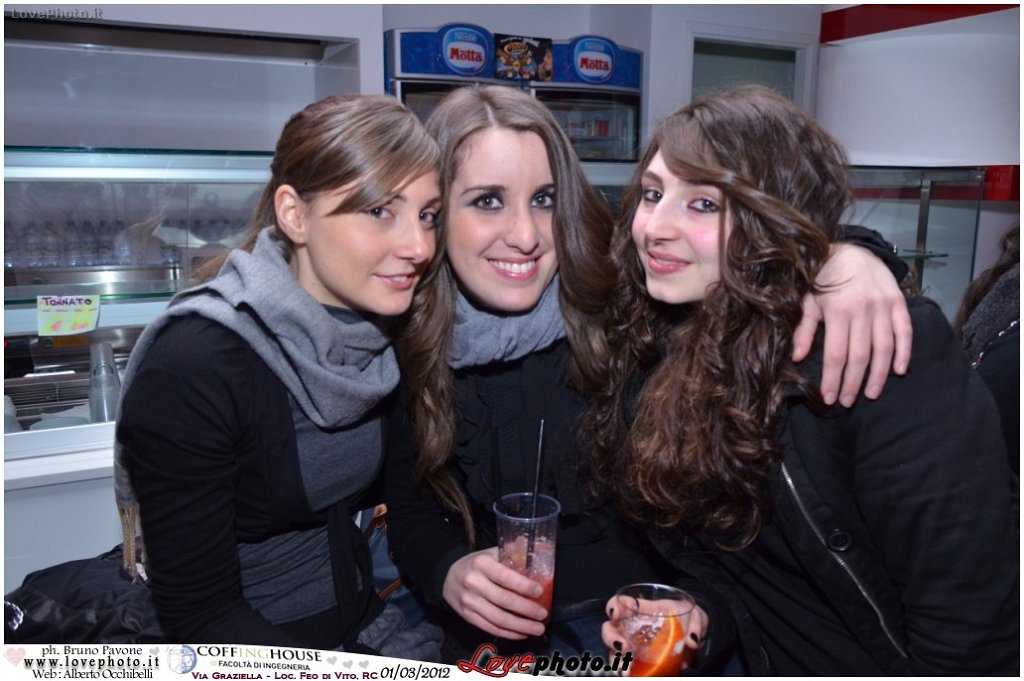 092Coffing_House_Facolta_Ingegneria_LiveMusicParty_LovePhoto_01032012.jpg
