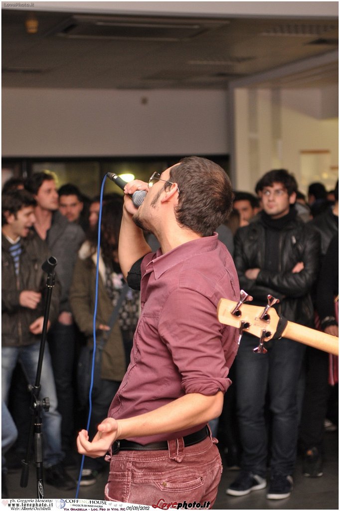 123Coffing_House_Facolta_Ingegneria_LiveMusicParty_LovePhoto_01032012.jpg - GREGORIO MOSCATO  PHOTOGRAPHER