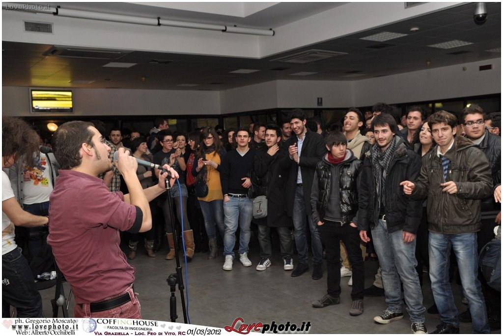 138Coffing_House_Facolta_Ingegneria_LiveMusicParty_LovePhoto_01032012.jpg - GREGORIO MOSCATO  PHOTOGRAPHER