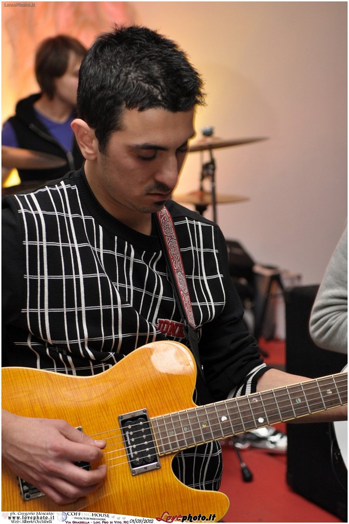 144Coffing_House_Facolta_Ingegneria_LiveMusicParty_LovePhoto_01032012.jpg - GREGORIO MOSCATO  PHOTOGRAPHER