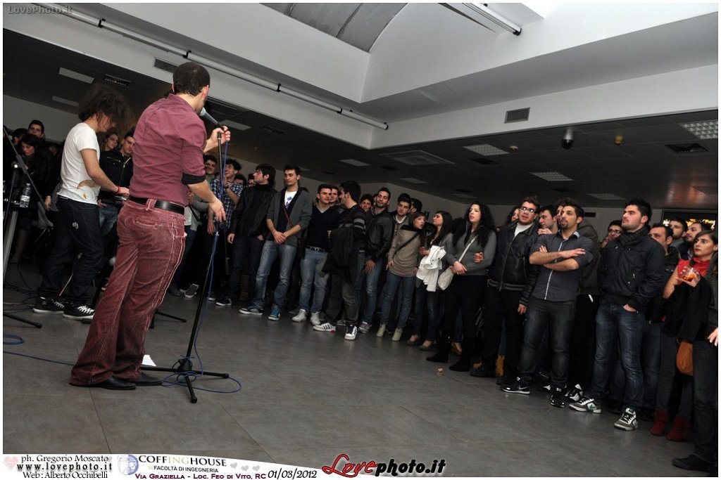 174Coffing_House_Facolta_Ingegneria_LiveMusicParty_LovePhoto_01032012.jpg - GREGORIO MOSCATO  PHOTOGRAPHER
