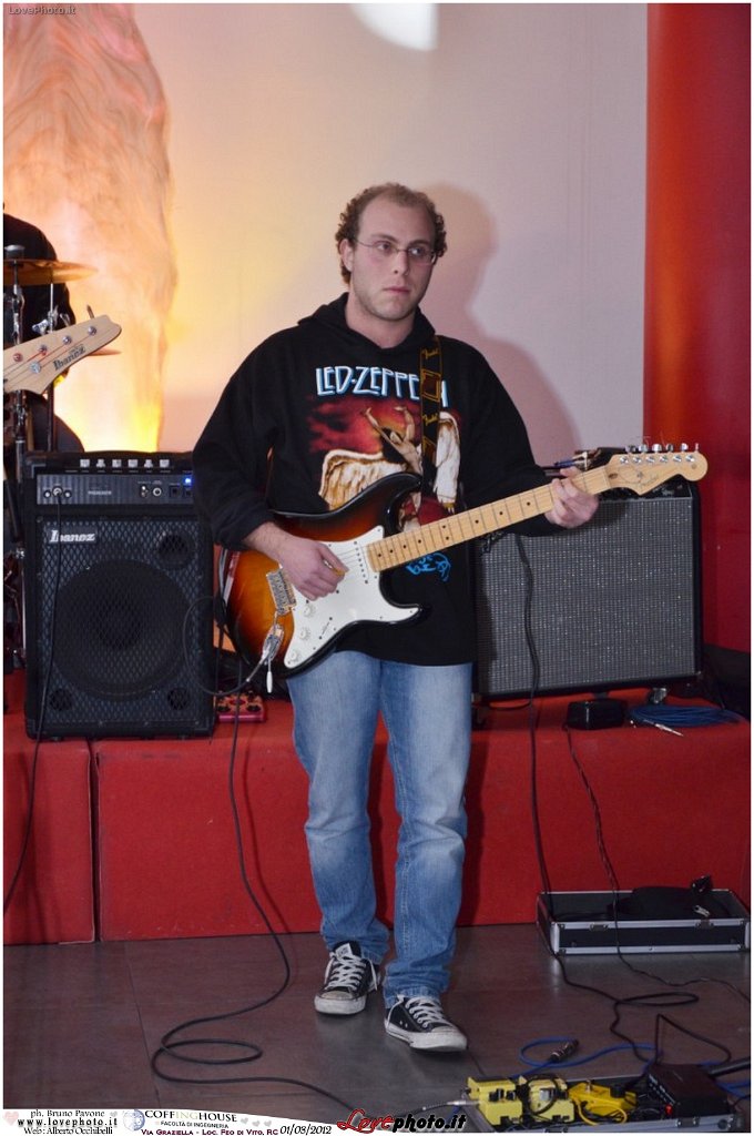 203Coffing_House_Facolta_Ingegneria_LiveMusicParty_LovePhoto_01032012.jpg