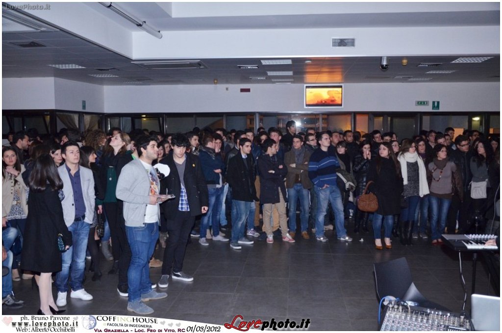 215Coffing_House_Facolta_Ingegneria_LiveMusicParty_LovePhoto_01032012.jpg
