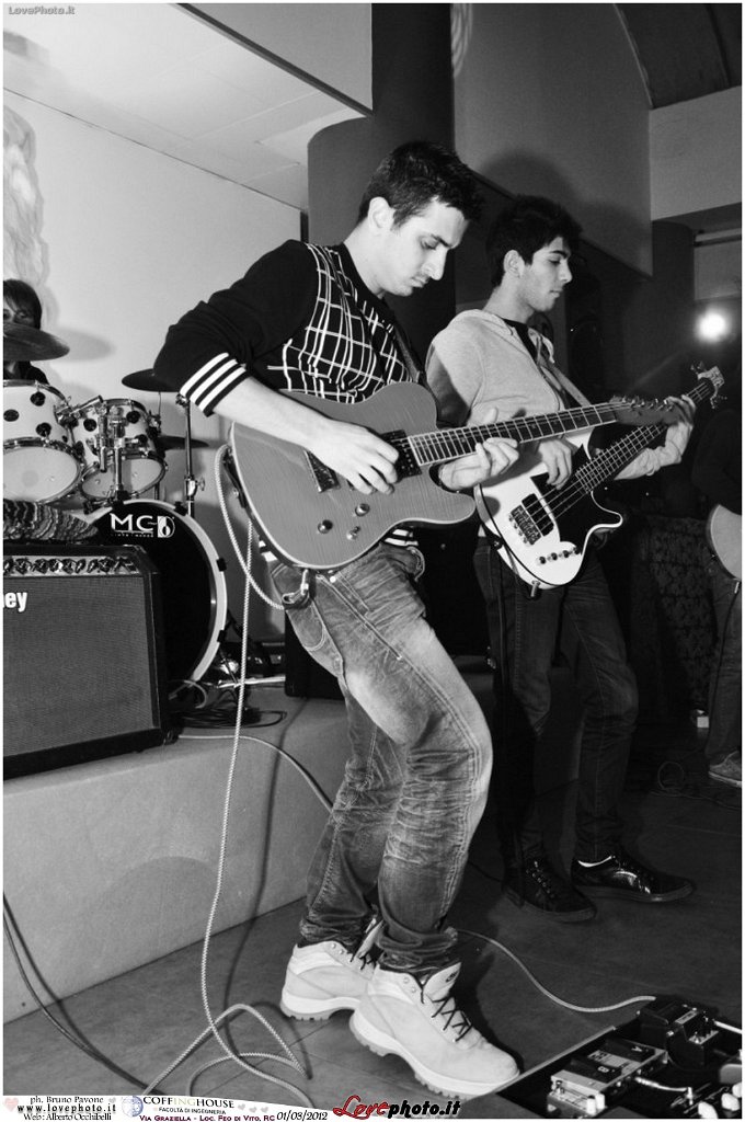 221Coffing_House_Facolta_Ingegneria_LiveMusicParty_LovePhoto_01032012.jpg