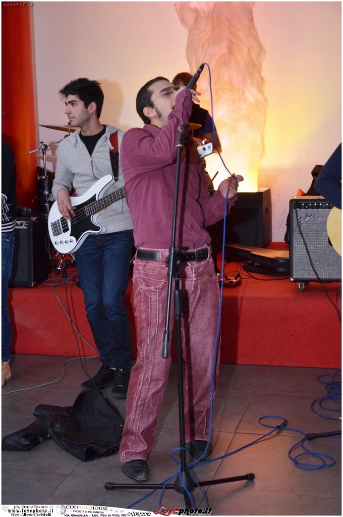 233Coffing_House_Facolta_Ingegneria_LiveMusicParty_LovePhoto_01032012.jpg