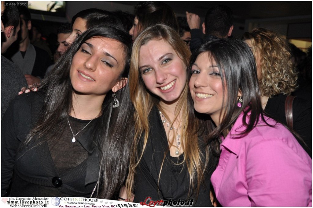 252Coffing_House_Facolta_Ingegneria_LiveMusicParty_LovePhoto_01032012.jpg - GREGORIO MOSCATO  PHOTOGRAPHER
