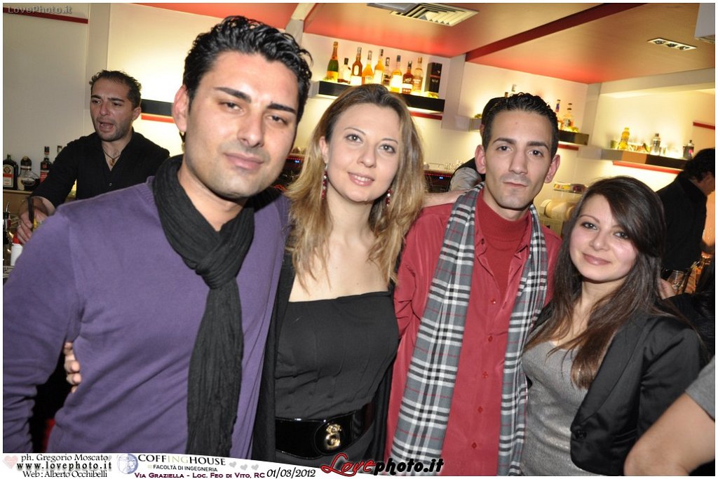 340Coffing_House_Facolta_Ingegneria_LiveMusicParty_LovePhoto_01032012.jpg - GREGORIO MOSCATO  PHOTOGRAPHER