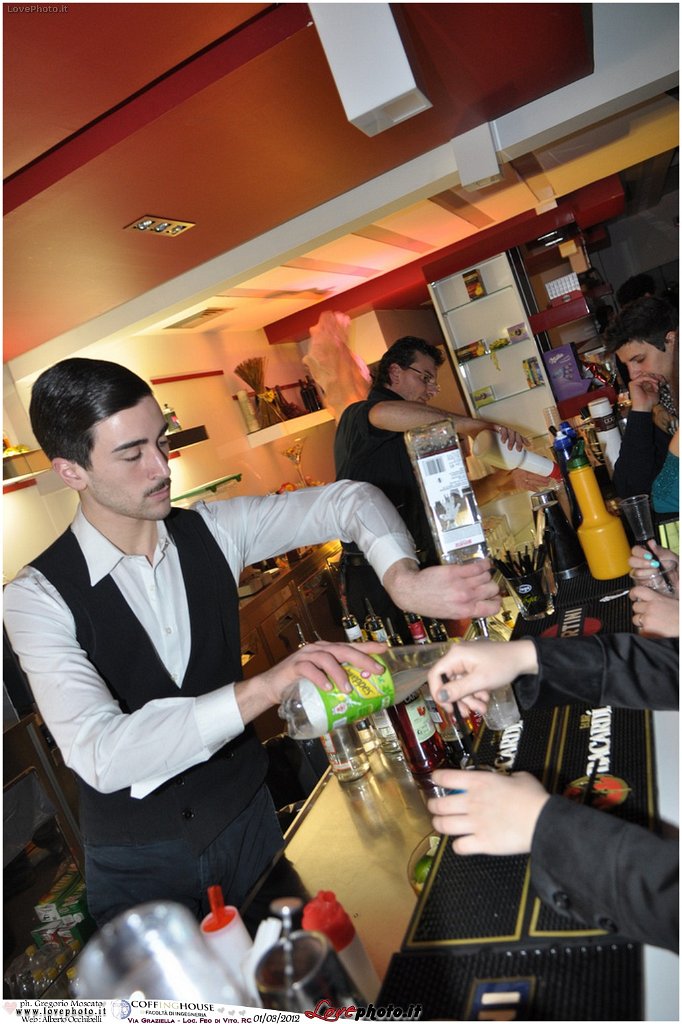 344Coffing_House_Facolta_Ingegneria_LiveMusicParty_LovePhoto_01032012.jpg - GREGORIO MOSCATO  PHOTOGRAPHER