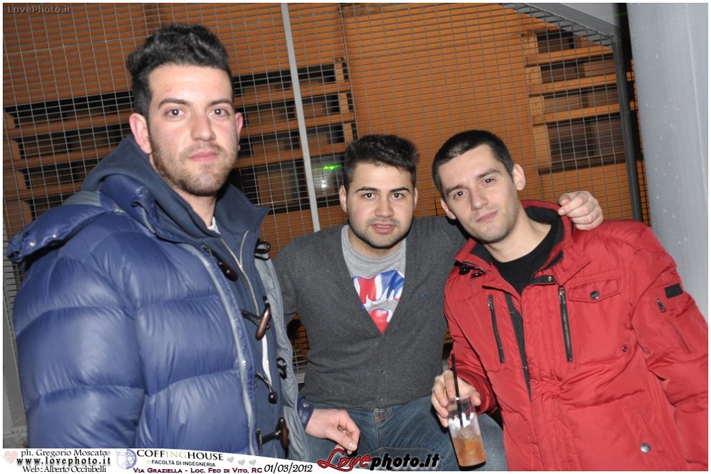358Coffing_House_Facolta_Ingegneria_LiveMusicParty_LovePhoto_01032012.jpg - GREGORIO MOSCATO  PHOTOGRAPHER