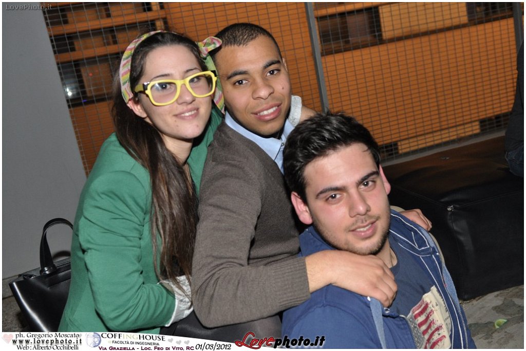 360Coffing_House_Facolta_Ingegneria_LiveMusicParty_LovePhoto_01032012.jpg - GREGORIO MOSCATO  PHOTOGRAPHER