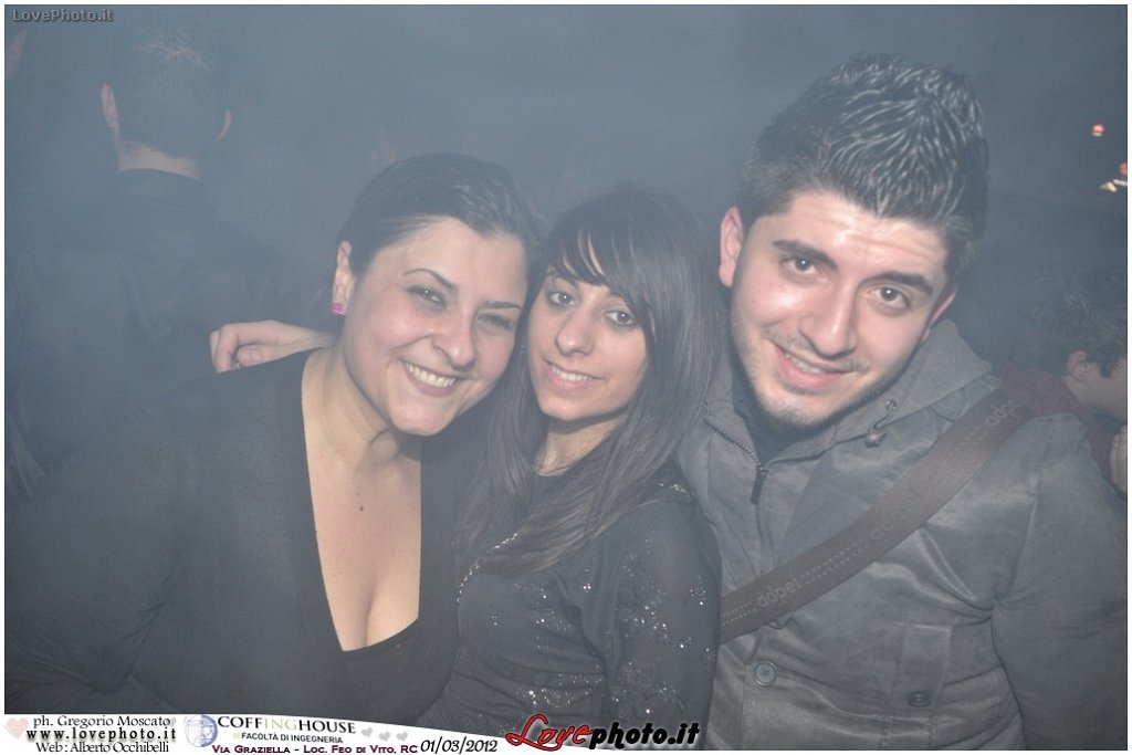 388Coffing_House_Facolta_Ingegneria_LiveMusicParty_LovePhoto_01032012.jpg - GREGORIO MOSCATO  PHOTOGRAPHER