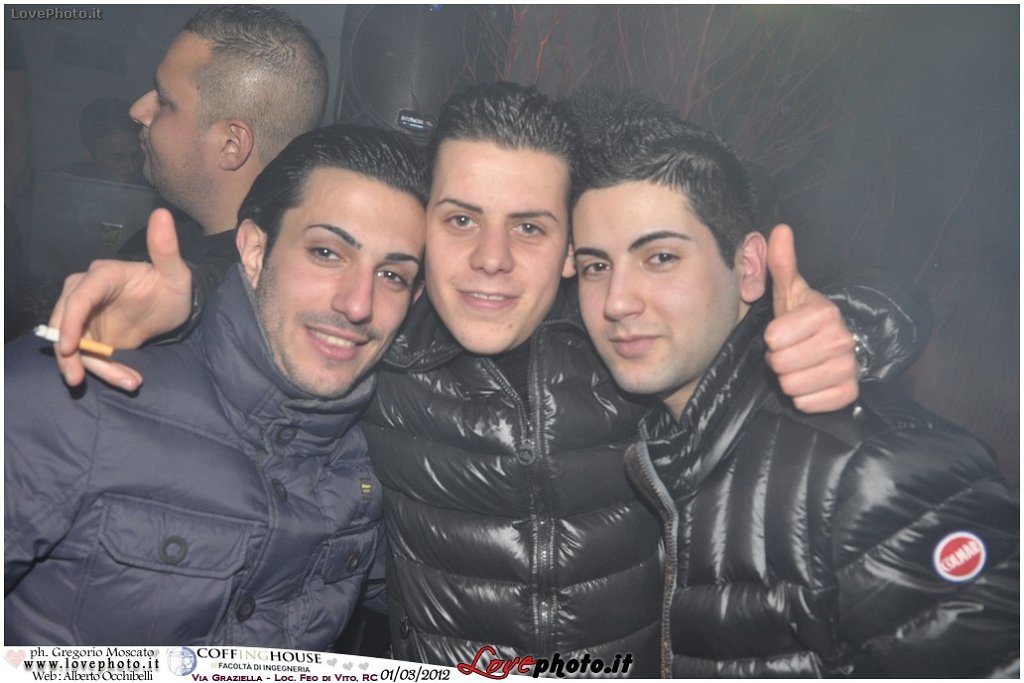 390Coffing_House_Facolta_Ingegneria_LiveMusicParty_LovePhoto_01032012.jpg - GREGORIO MOSCATO  PHOTOGRAPHER