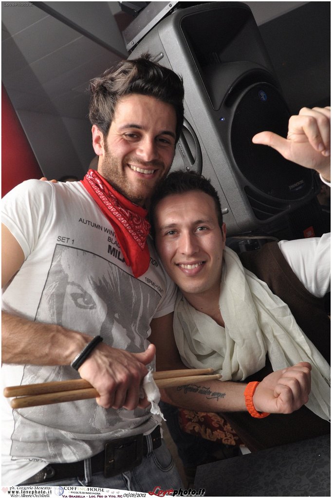 424Coffing_House_Facolta_Ingegneria_LiveMusicParty_LovePhoto_01032012.jpg - GREGORIO MOSCATO  PHOTOGRAPHER