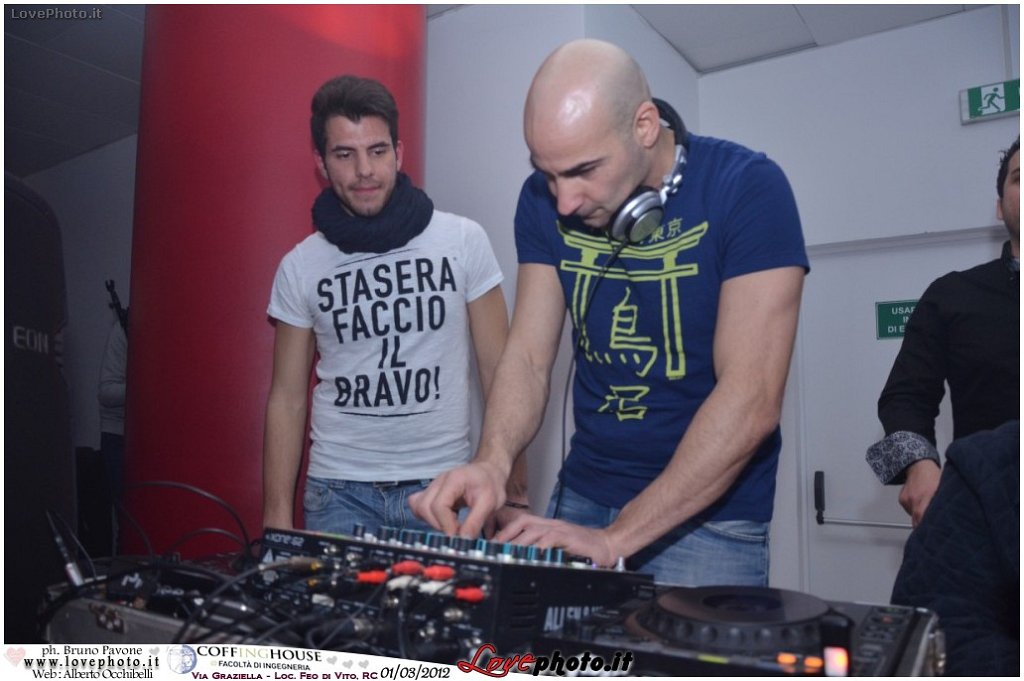 434Coffing_House_Facolta_Ingegneria_LiveMusicParty_LovePhoto_01032012.jpg